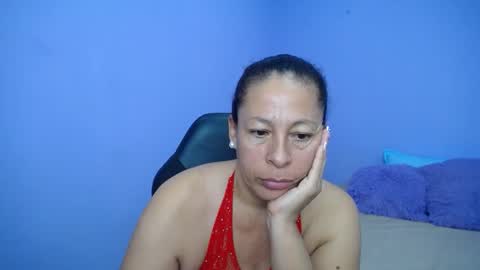 Snapshot of mature_martina_ chatting on January 17, 2025, 2:39 am Martina online show from January 17, 2025, 2:39 am