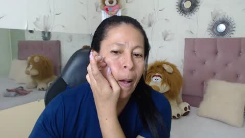 Snapshot of mature_martina_ chatting on February 11, 2025, 6:55 pm Martina online show from February 11, 2025, 6:55 pm