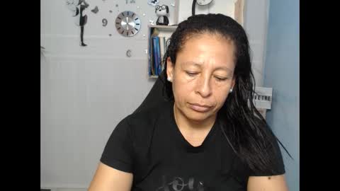 Snapshot of mature_martina_ chatting on March 6, 2025, 11:31 pm Martina online show from March 6, 2025, 11:31 pm