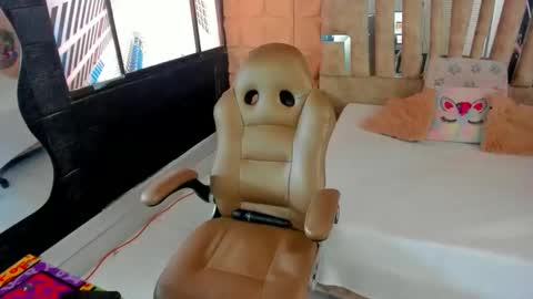 Sexy Hot Mature Sophy online show from March 26, 2026, 9:09 pm