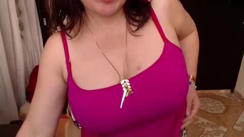 Snapshot of mature_wolf chatting on December 12, 2024, 9:15 pm Sonia online show from December 12, 2024, 9:15 pm