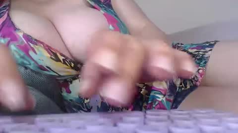 matureboobsbig online show from March 19, 2026, 12:20 pm