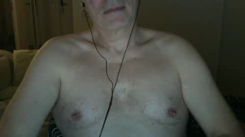 maturehotman online show from January 7, 2025, 6:16 am