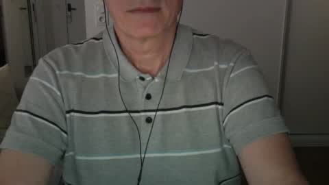 maturehotman online show from March 7, 2025, 4:55 pm