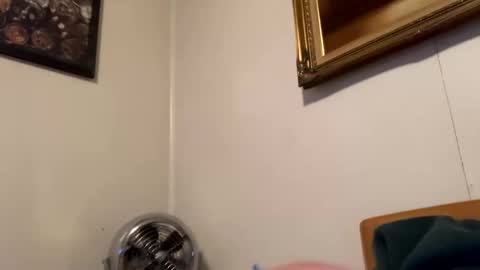 Snapshot of maturejerky chatting on October 20, 2025, 9:37 pm maturejerky online show from October 20, 2025, 9:37 pm