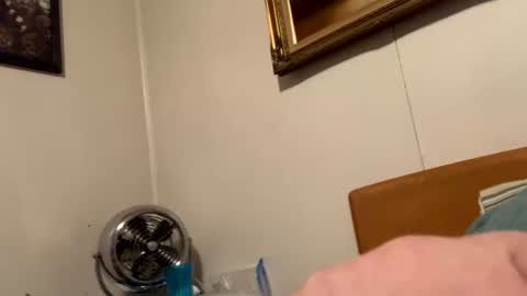 maturejerky online show from November 30, 2025, 2:15 am