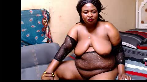 Snapshot of maturenesh chatting on February 6, 2026, 7:12 am maturenesh online show from February 6, 2026, 7:12 am