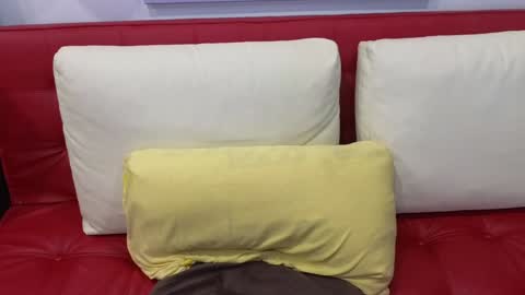 Helen tits size 85F online show from February 7, 2025, 12:17 pm