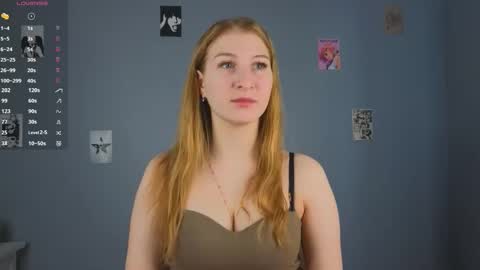 Snapshot of maureencoombs chatting on October 12, 2025, 4:22 am maureencoombs online show from October 12, 2025, 4:22 am