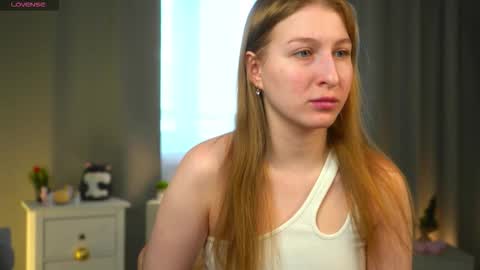 Snapshot of maureencoombs chatting on March 21, 2026, 10:42 am maureencoombs online show from March 21, 2026, 10:42 am