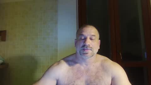 mauro1971 online show from May 4, 2026, 11:34 pm