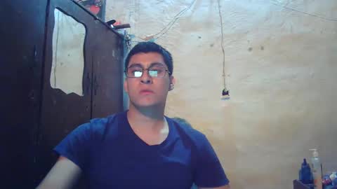 Mauro online show from March 5, 2025, 2:46 am