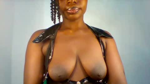 Maverlous pussy online show from February 25, 2026, 12:15 pm