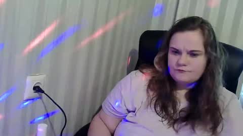 Snapshot of mavka2025 chatting on October 20, 2025, 9:43 am Mavka2025 online show from October 20, 2025, 9:43 am