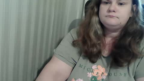 Snapshot of mavka2025 chatting on November 9, 2025, 9:40 am Mavka2025 online show from November 9, 2025, 9:40 am