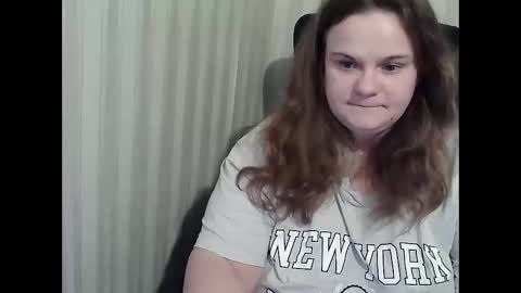 Snapshot of mavka2025 chatting on November 9, 2025, 9:57 pm Mavka2025 online show from November 9, 2025, 9:57 pm