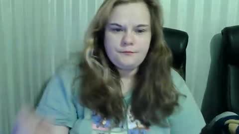 Snapshot of mavka2025 chatting on December 1, 2025, 7:35 am Mavka2025 online show from December 1, 2025, 7:35 am