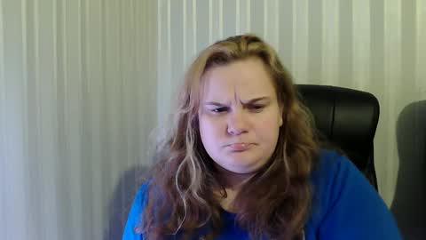 Snapshot of mavka2025 chatting on December 15, 2025, 11:42 pm Mavka2025 online show from December 15, 2025, 11:42 pm