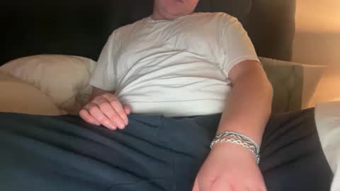 Snapshot of max569505 chatting on February 10, 2026, 11:31 pm max569505 online show from February 10, 2026, 11:31 pm