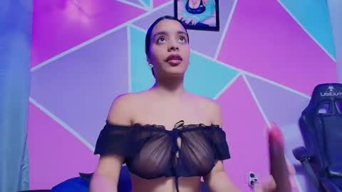 Max  Ashley online show from April 15, 2026, 1:51 pm