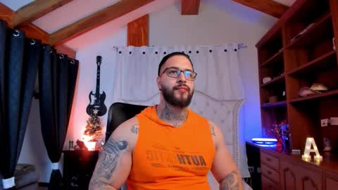 max D. online show from November 30, 2025, 11:14 am