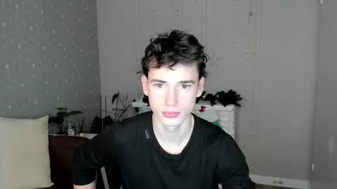 Max online show from January 7, 2026, 7:55 am