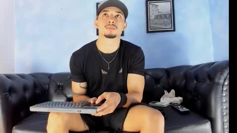 max_jowel online show from December 20, 2025, 3:02 am