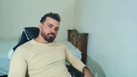 max_love25 online show from October 10, 2025, 9:58 pm