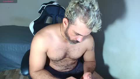 max_love25 online show from January 17, 2026, 2:00 pm