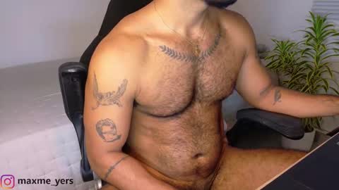 max_meyer online show from November 12, 2025, 10:41 pm