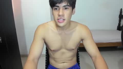 Max online show from October 22, 2025, 4:40 pm