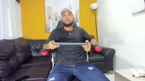 max_sexyhot26 online show from January 4, 2025, 2:56 am