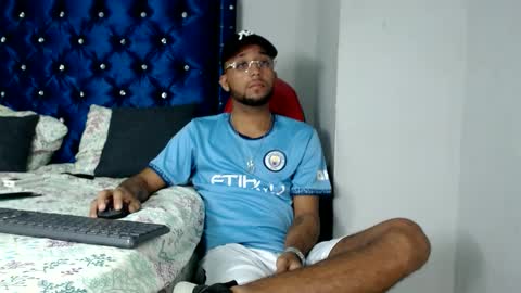 max_sexyhot26 online show from February 16, 2025, 2:31 am