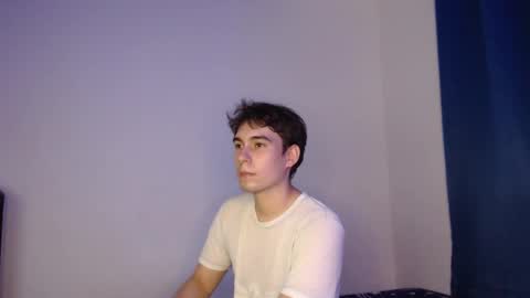 max_snow1616 online show from November 6, 2025, 11:48 pm