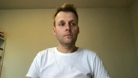 Max take off clothes online show from January 6, 2025, 1:30 pm