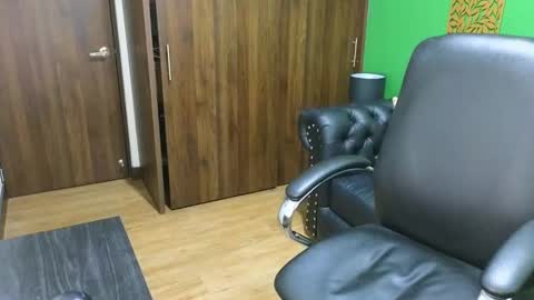 Max Taylor online show from December 3, 2024, 2:03 am