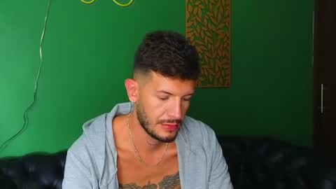 Max Taylor online show from December 29, 2024, 10:47 pm