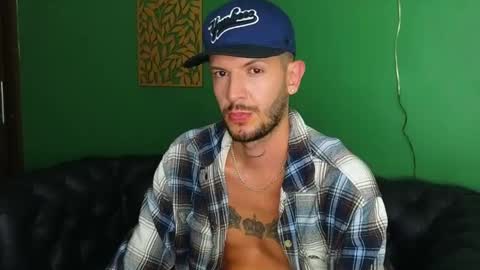 Max Taylor online show from January 8, 2025, 4:02 am