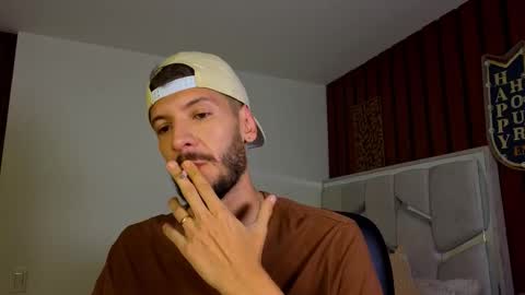 Max Taylor online show from November 18, 2025, 3:23 am