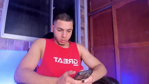 max_valiant1 online show from January 12, 2026, 12:05 am