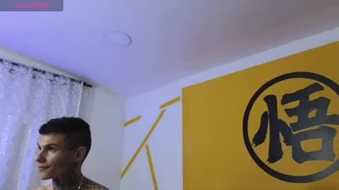 Snapshot of maxandalyn_ chatting on January 21, 2025, 2:00 am Max Dalyn online show from January 21, 2025, 2:00 am