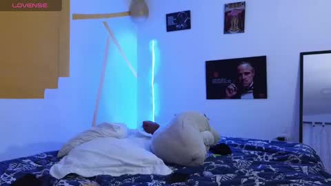 Snapshot of maxandalyn_ chatting on January 29, 2025, 11:46 pm Max Dalyn online show from January 29, 2025, 11:46 pm