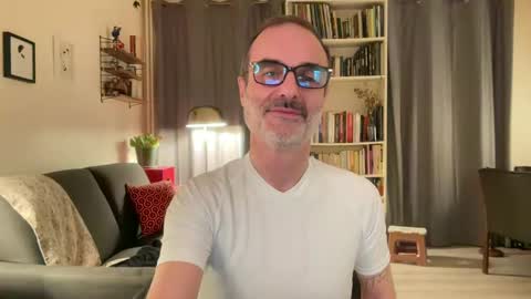 Max Mikado online show from February 5, 2025, 8:14 pm