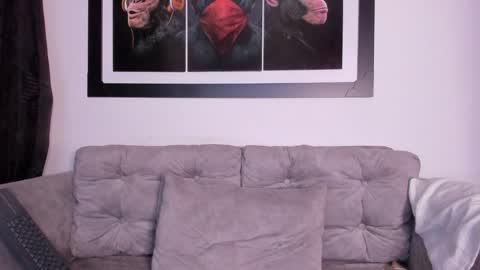 Maxcarther online show from December 5, 2024, 11:07 pm