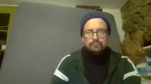 maxhorn591 online show from March 9, 2026, 8:02 pm