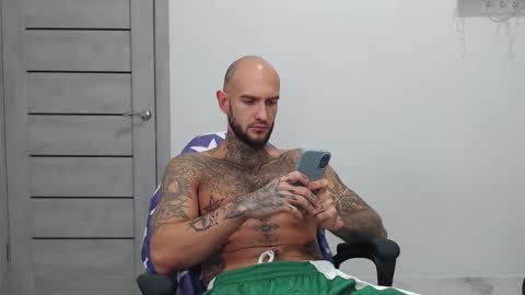 Maximus Fox online show from October 10, 2025, 6:34 am