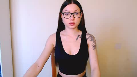 Snapshot of maxi_sweetheart chatting on May 6, 2026, 9:58 am Joanna online show from May 6, 2026, 9:58 am