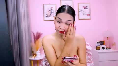 Snapshot of maxie_greyson chatting on February 21, 2025, 6:51 am maxie greyson online show from February 21, 2025, 6:51 am