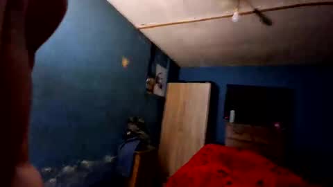 MAXilobman sexy online show from May 5, 2026, 5:48 am