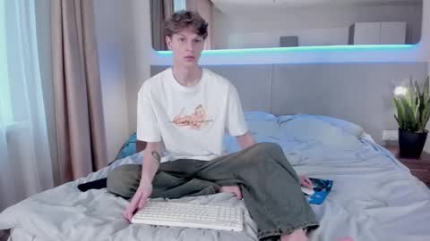 Snapshot of maxim_burn chatting on March 3, 2025, 1:20 pm maxim burn online show from March 3, 2025, 1:20 pm